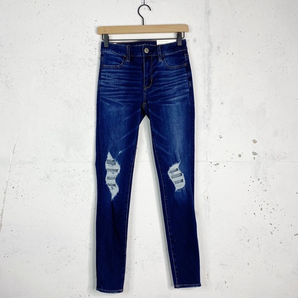 American Eagle Outfitters Denim - American Eagle Distressed High Rise Jegging New 0
